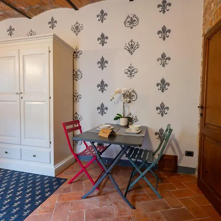 Apartment Tuscan Palace - Petit *